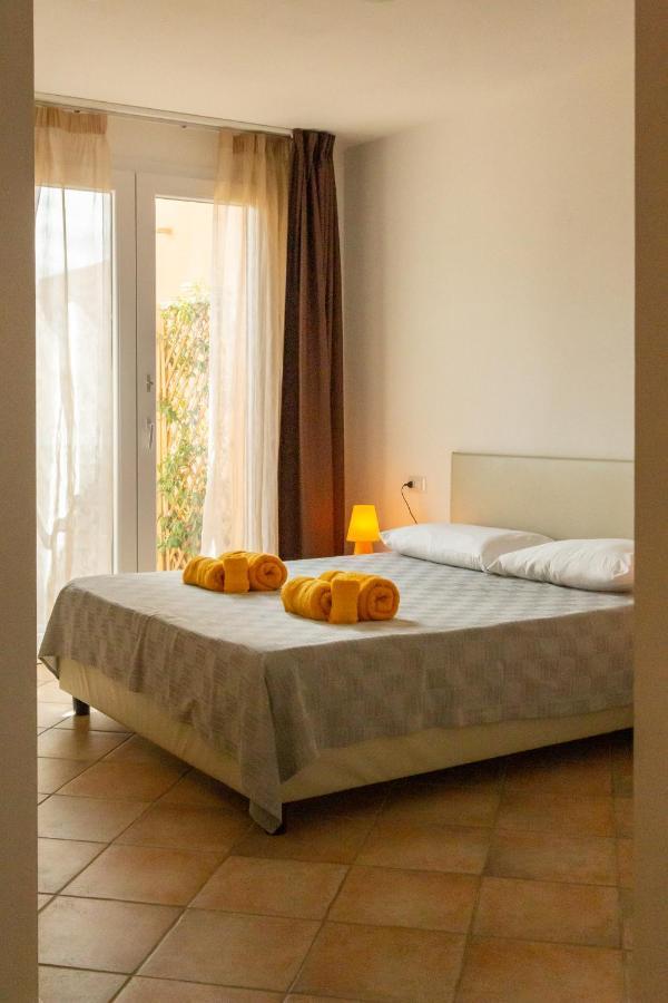 Maris Apartments & Bedrooms Alghero Exterior photo